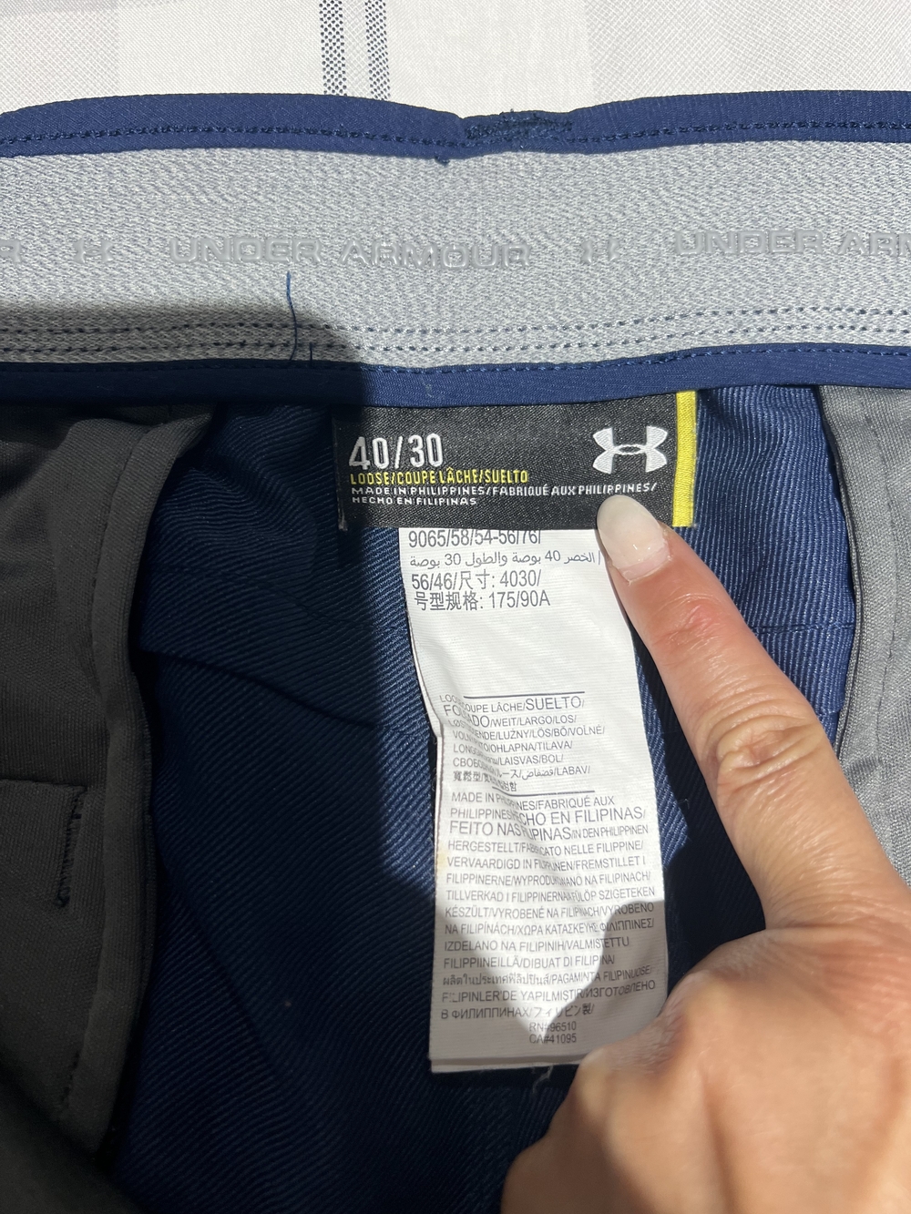 Under Armour Men’s Blue Loose Fit 40/30 Performance Pants